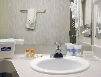 Howard Johnson Express Inn